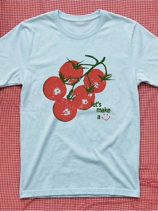 Gildan Other - Gildan Light Blue with Red Tomato